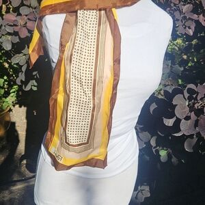 Vintage PAOLI Rectangular Scarf Beatiful Colors Lightweight 44in x 13in